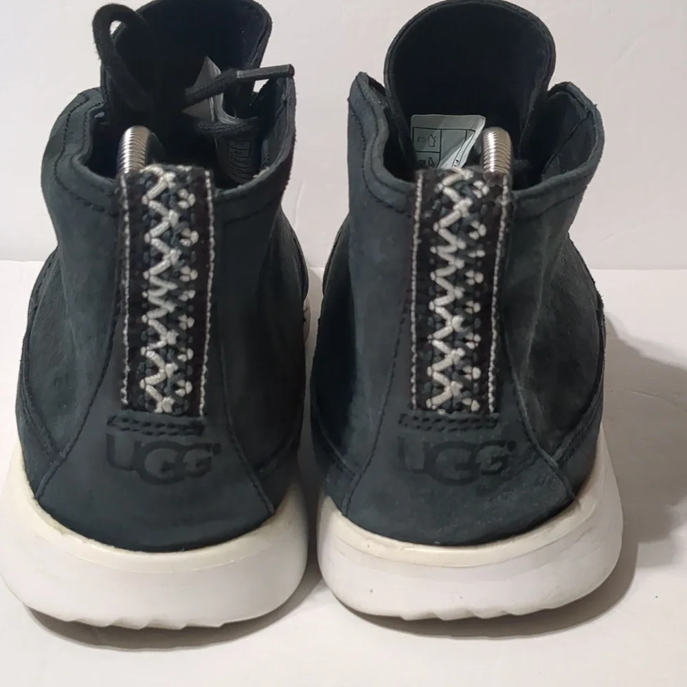 UGG Australia Freamon Casual Black Suede Leather Chukka Shoes Size 11.5